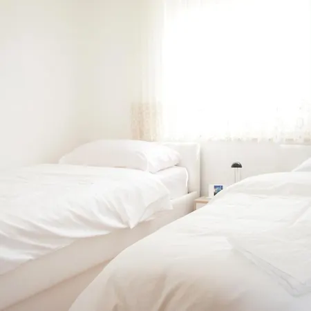 Apartments Zara Apartman *