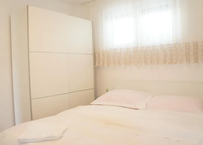 Apartments Zara