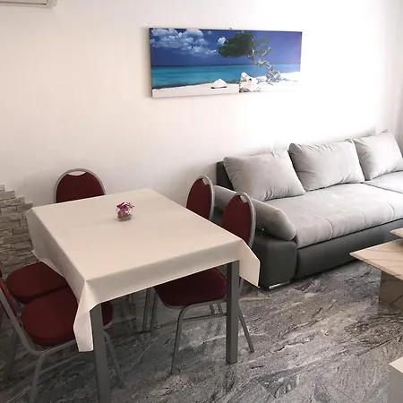 Apartments Zara