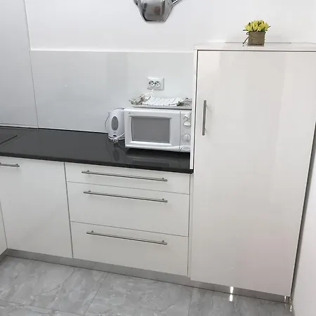 Διαμέρισμα Apartments Zara *