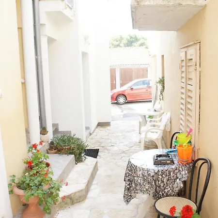 Apartments Zara Apartment Zadar